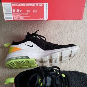 nike air max motion 2 rf nike air max motion 2 rf